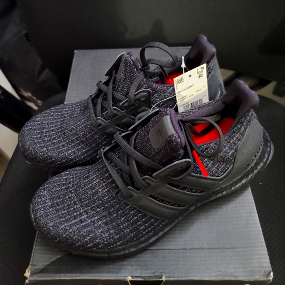 Ultra Boost Adidas Men's Black Running Shoes - Picture 1 of 7
